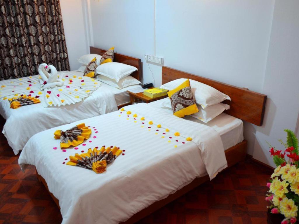 Hotel Ye Myanmar Mandalay Exteriör bild