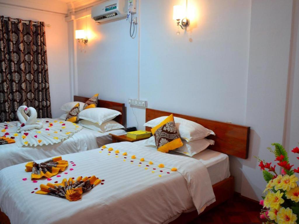 Hotel Ye Myanmar Mandalay Exteriör bild