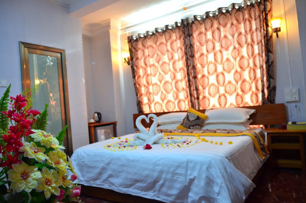 Hotel Ye Myanmar Mandalay Exteriör bild