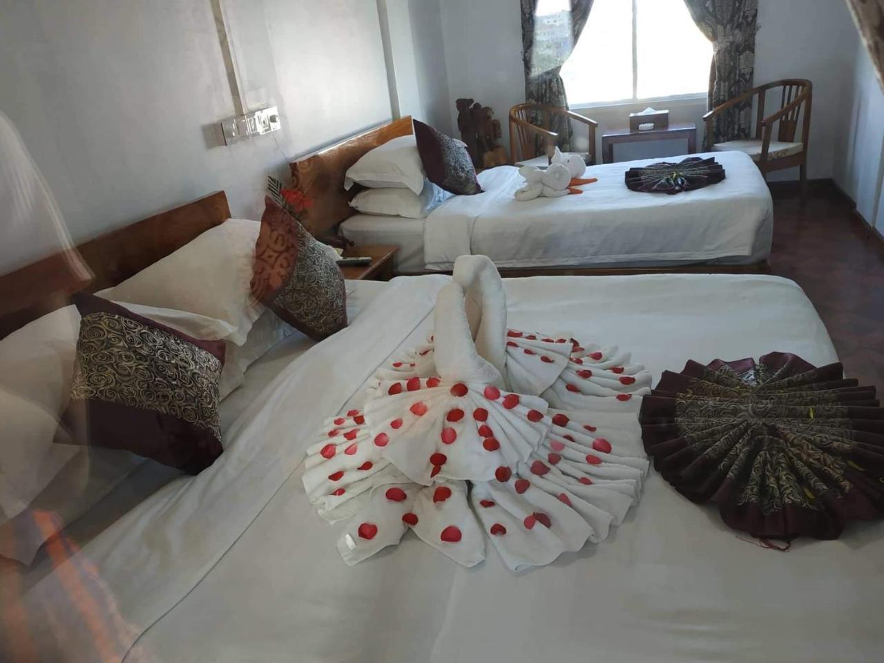 Hotel Ye Myanmar Mandalay Exteriör bild